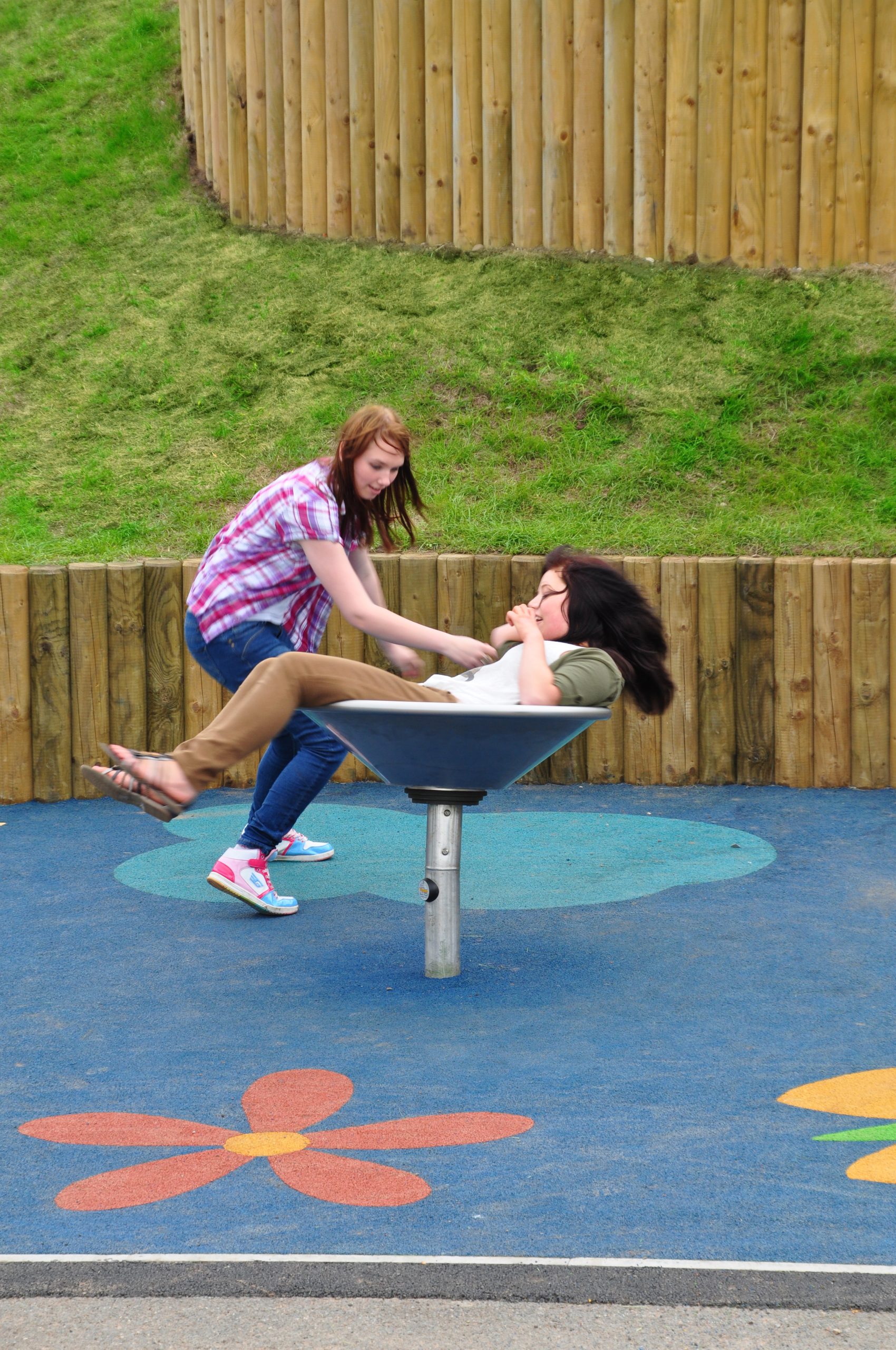 Gravity Playground Spinning Bowl - Image 3